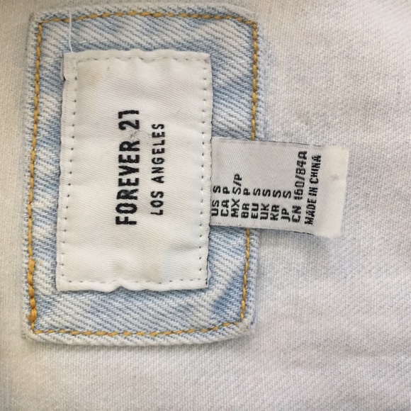 lightwash denim jacket - Picture 2 of 2